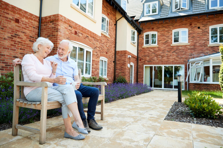Top 5 Reasons to Move to Senior Living Before the New Year